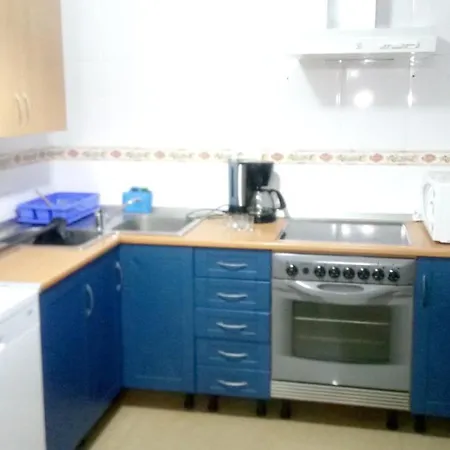Апартаменты 3 Bedrooms At 300 M Away From The With Sea View Shared Pool And Enclosed Garden